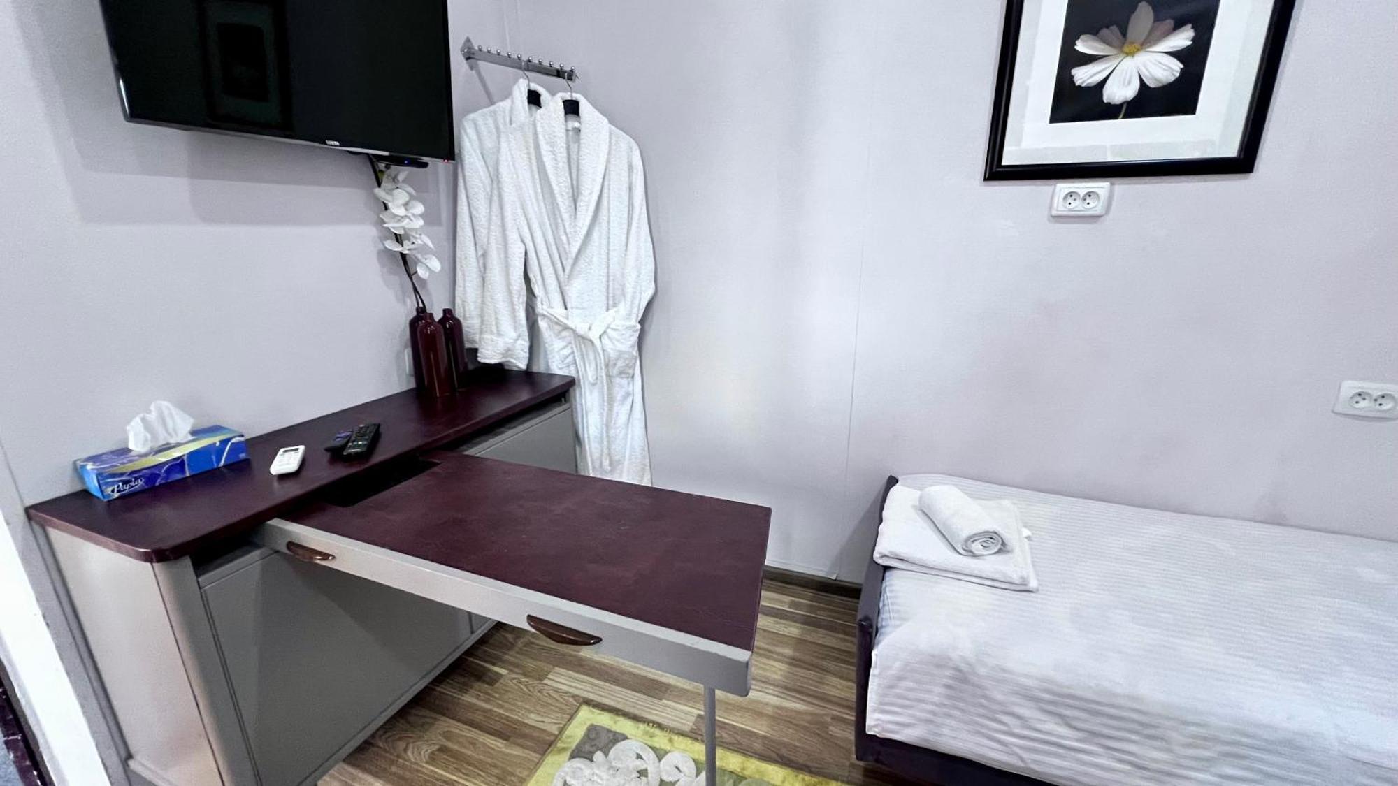 Frodo Hotel Ташкент Екстериор снимка